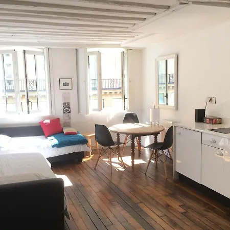 Chez Vous St Honore Апартаменты *