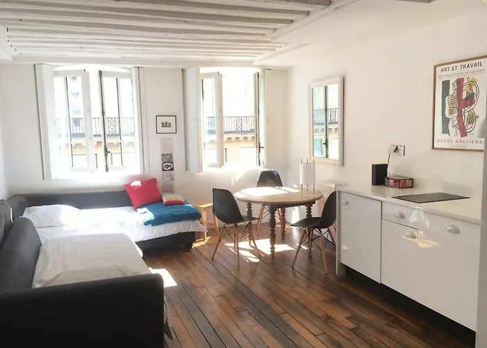 Chez Vous St Honoré Apartamento *